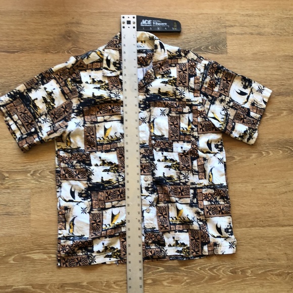 O’Neill Button Down Shirt Fun Tropical Pattern - Picture 6 of 7